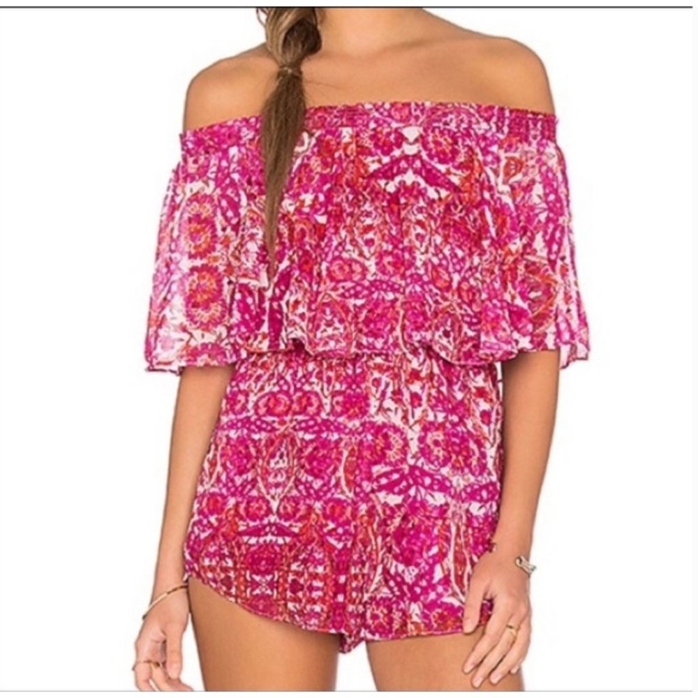 Show me your Mumu Rosarita Pomegranate Pink Off Shoulder Ruffle Boho Romper M